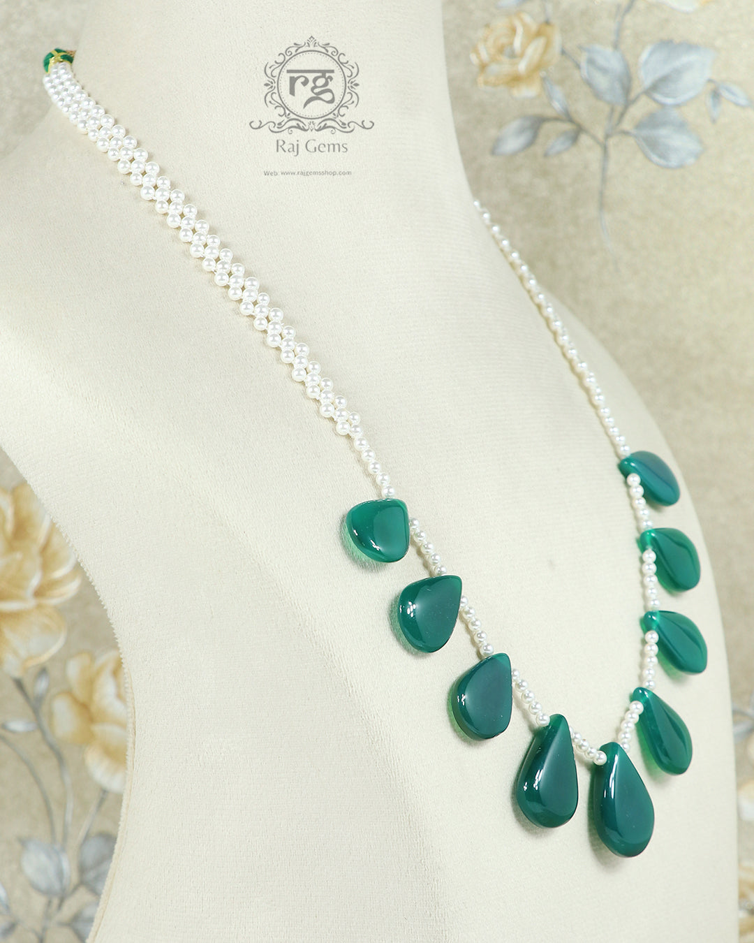 Natural Green Onyx Gemstone Drops Beaded Necklace