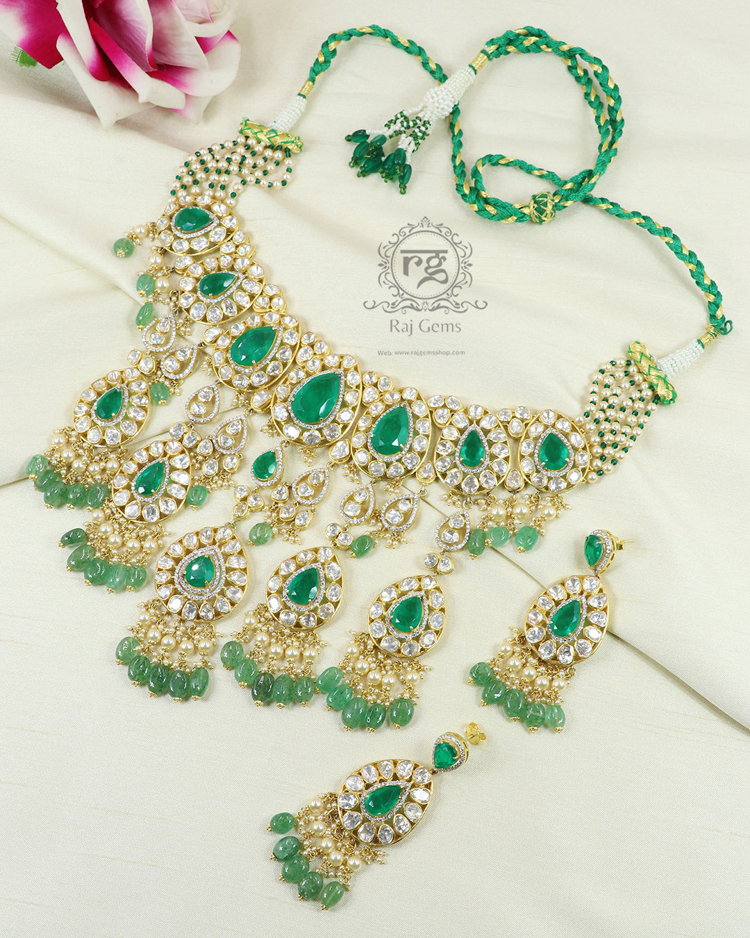 Pure Silver Designer Green Necklace Jewellery