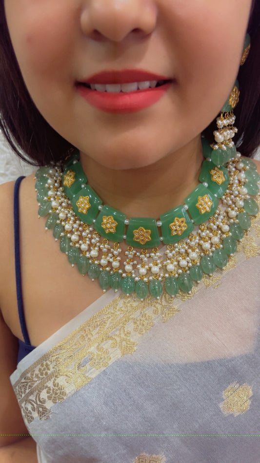 22K Gold Hallmarked Diamond Polki Green Choker Necklace Jewelry