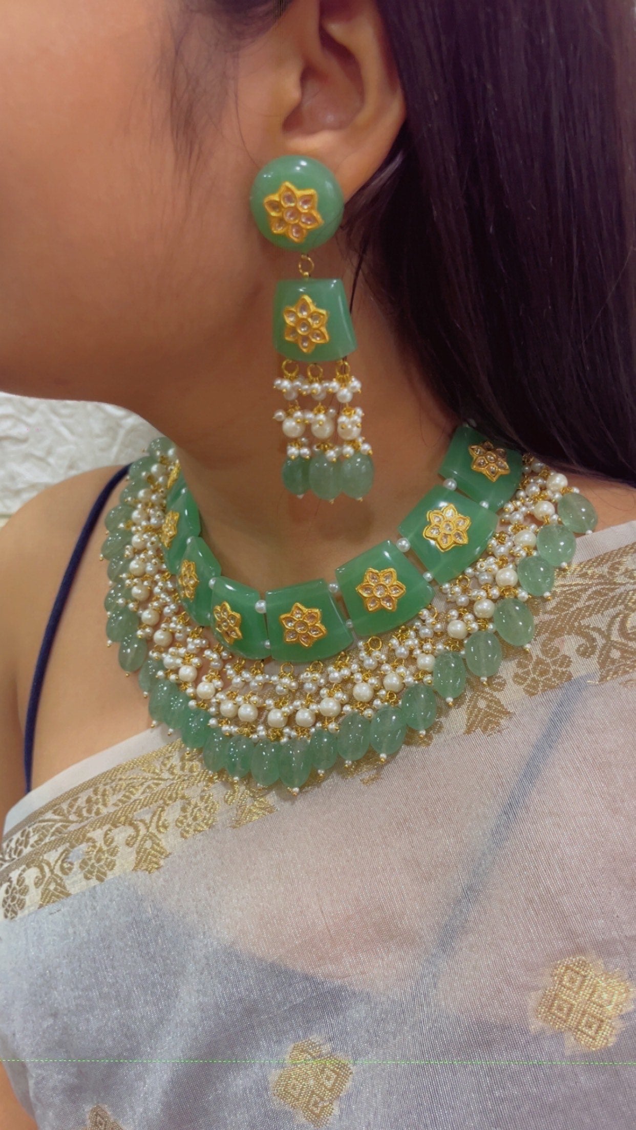 22K Gold Hallmarked Diamond Polki Green Choker Necklace Jewelry