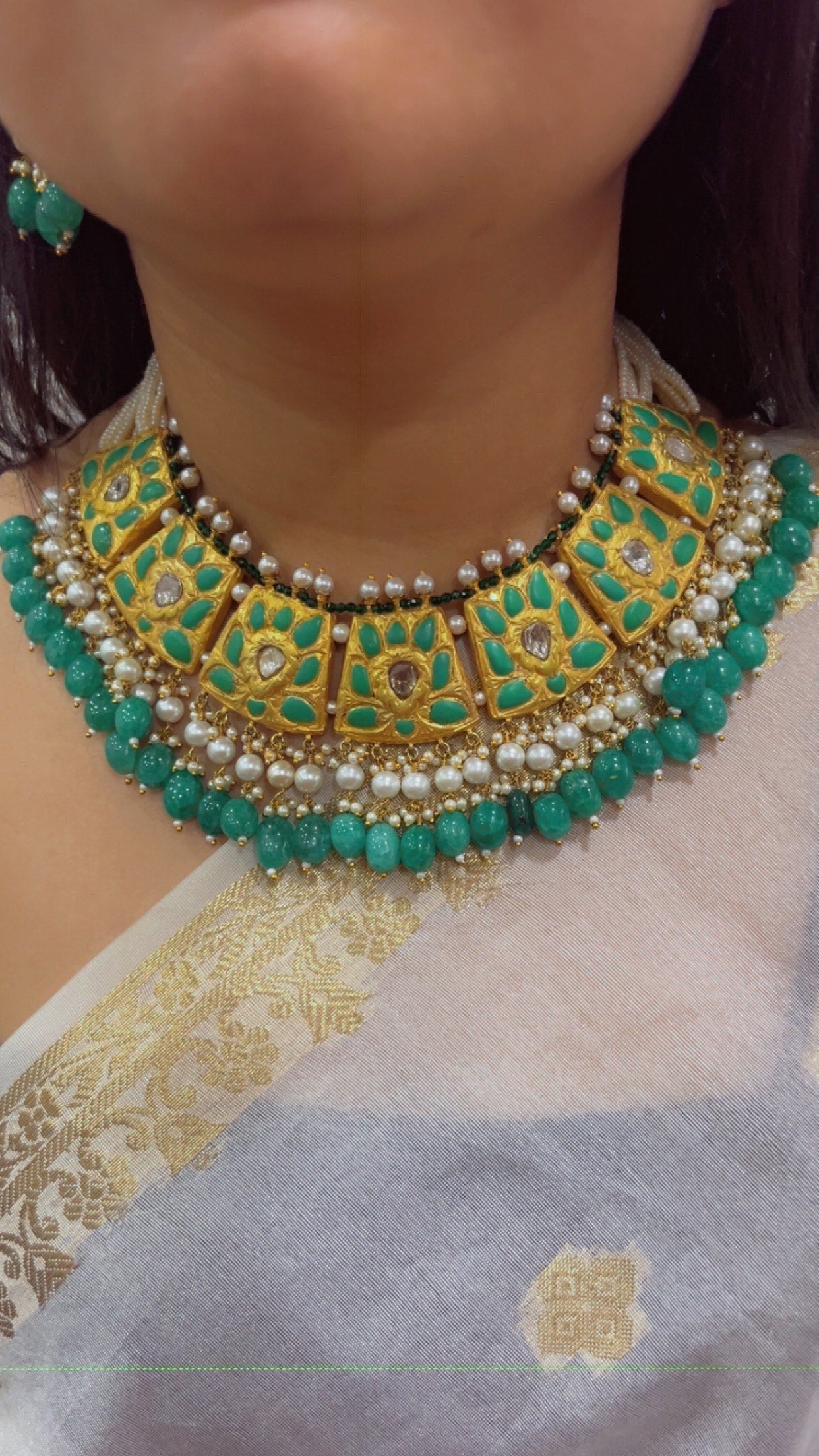 22K Gold Hallmarked Diamond Polki Green Choker Necklace Jewelry