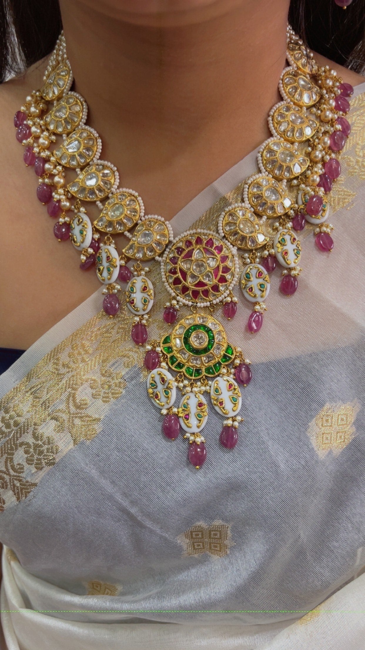 22K Gold Hallmarked Diamond Polki Red Necklace Jewelry