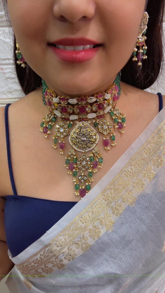 22K Gold Hallmarked Diamond Polki Green Choker Necklace Jewelry