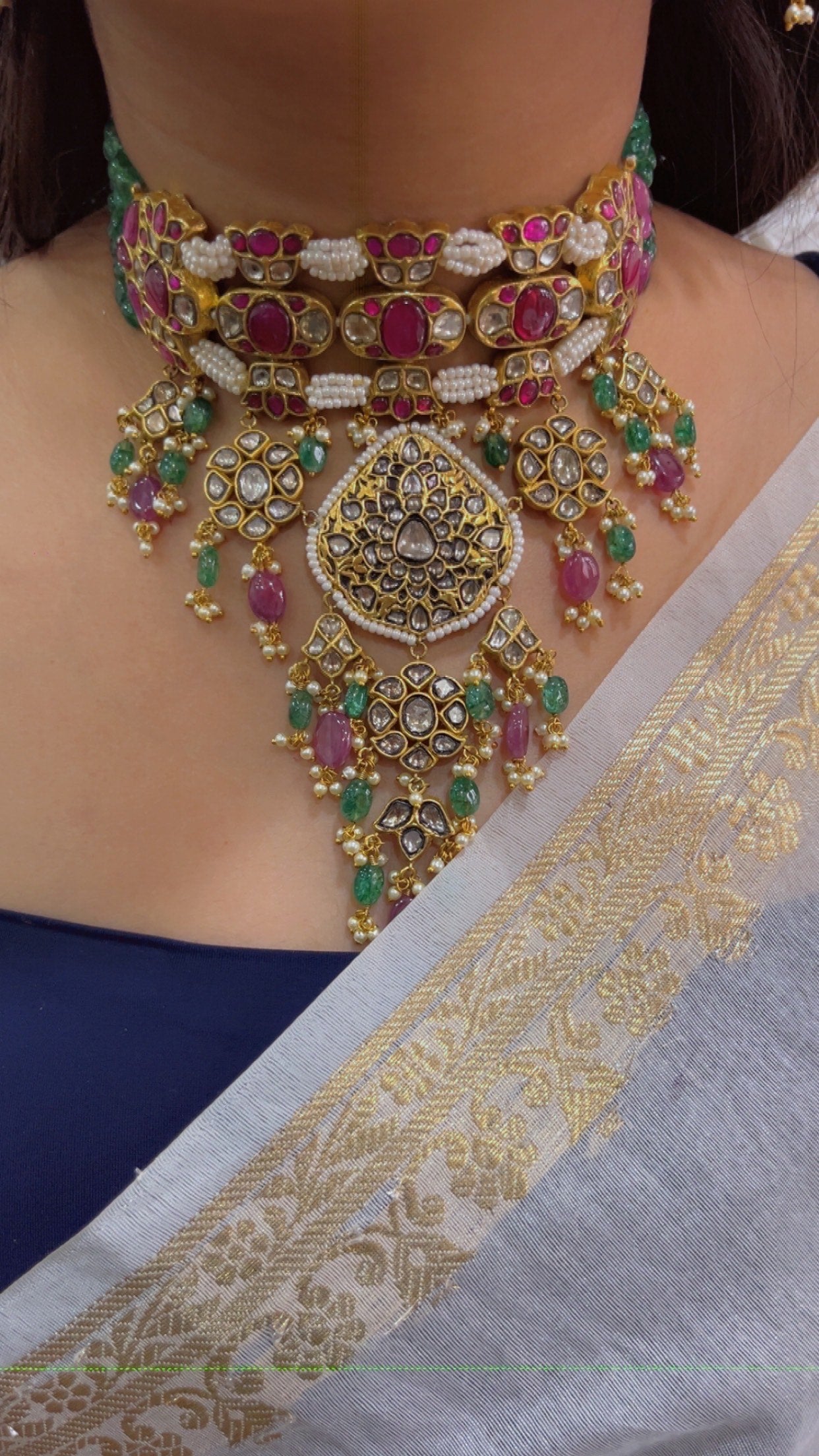 22K Gold Hallmarked Diamond Polki Green Choker Necklace Jewelry