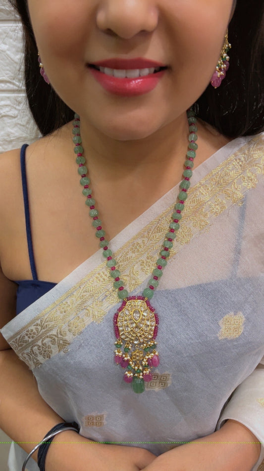 22K Gold Hallmarked Diamond Polki Natural Green Strawberry Pumpkin Gemstone Necklace Jewelry