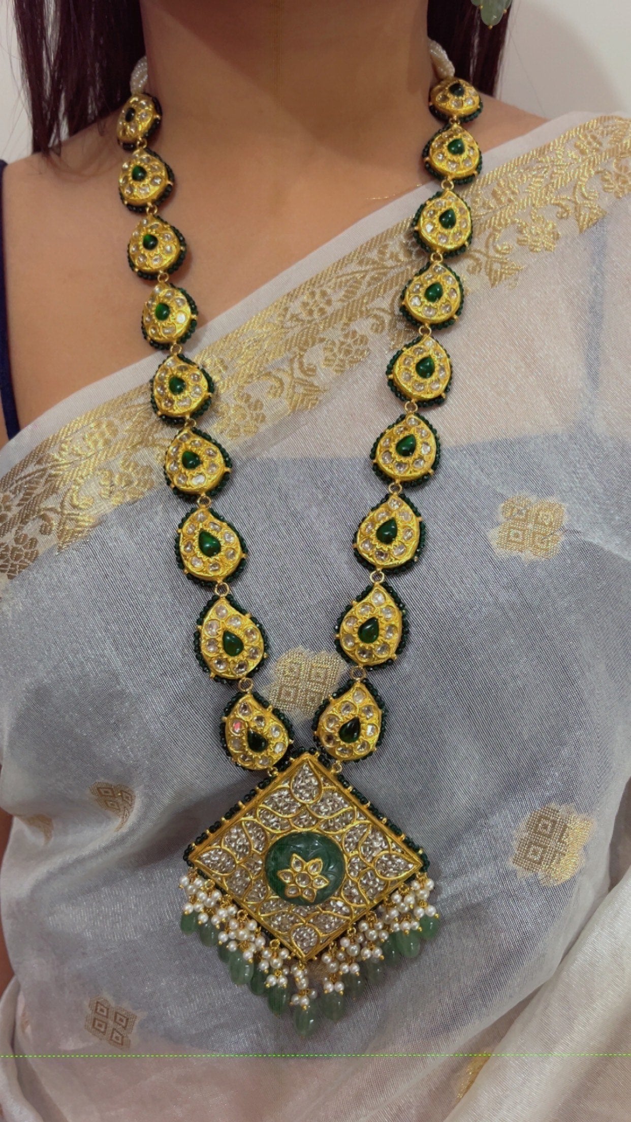 22K Gold Hallmarked Diamond Polki Green Necklace Jewelry