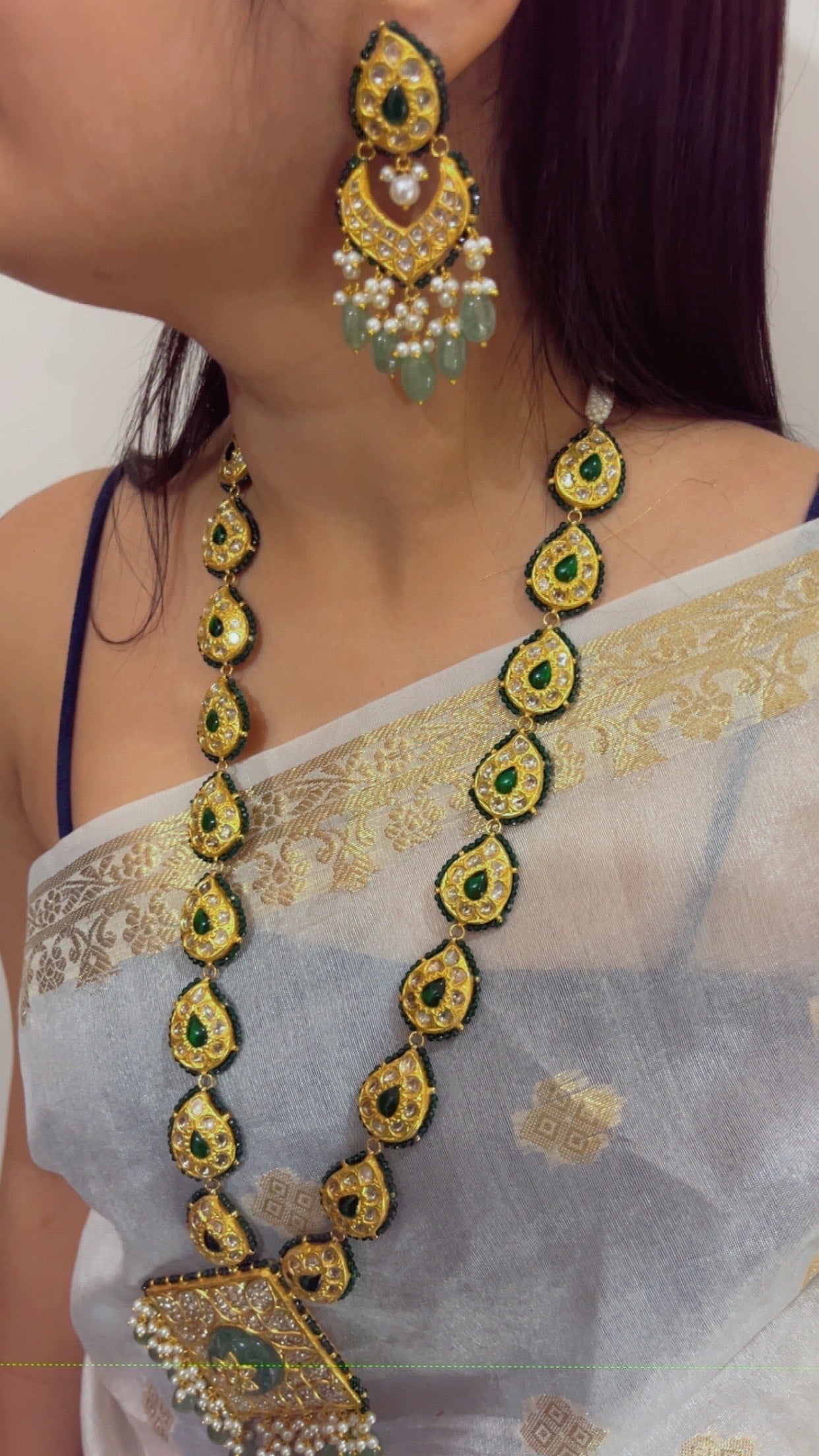 22K Gold Hallmarked Diamond Polki Green Necklace Jewelry