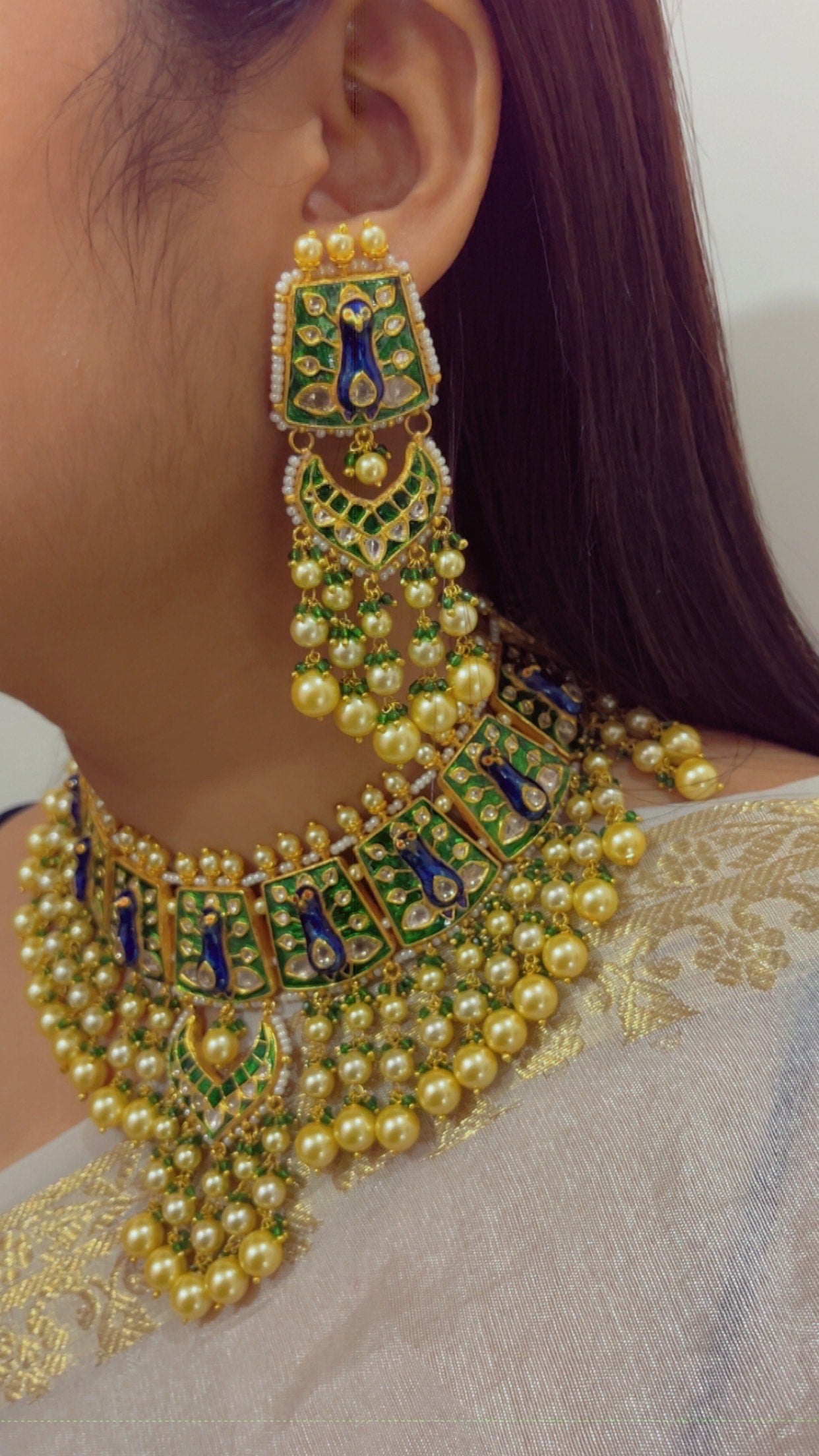 22K Gold Hallmarked Diamond Polki Peacock Green Choker Necklace Jewelry