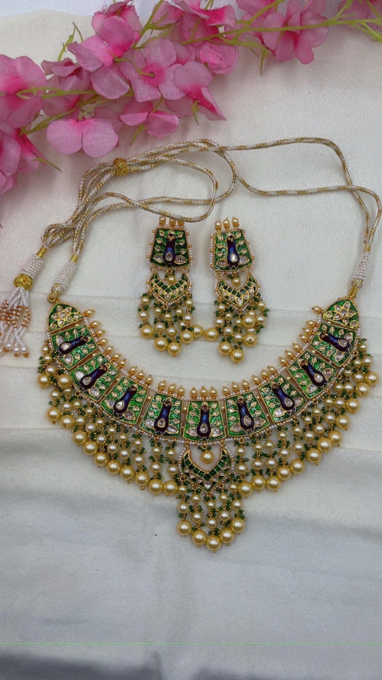 22K Gold Hallmarked Diamond Polki Peacock Green Choker Necklace Jewelry