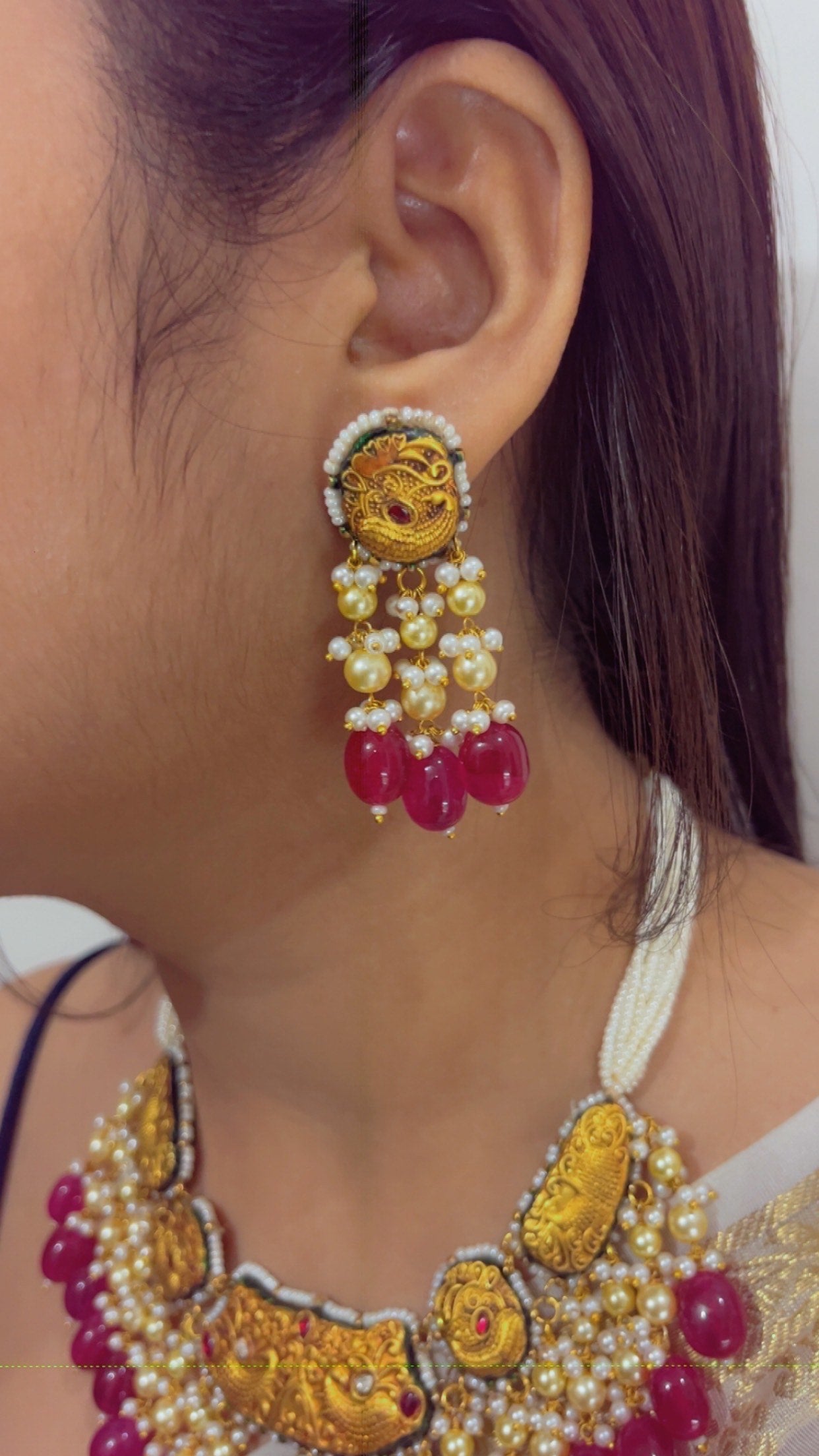 22K Gold Hallmarked Diamond Polki Red Choker Necklace Jewelry