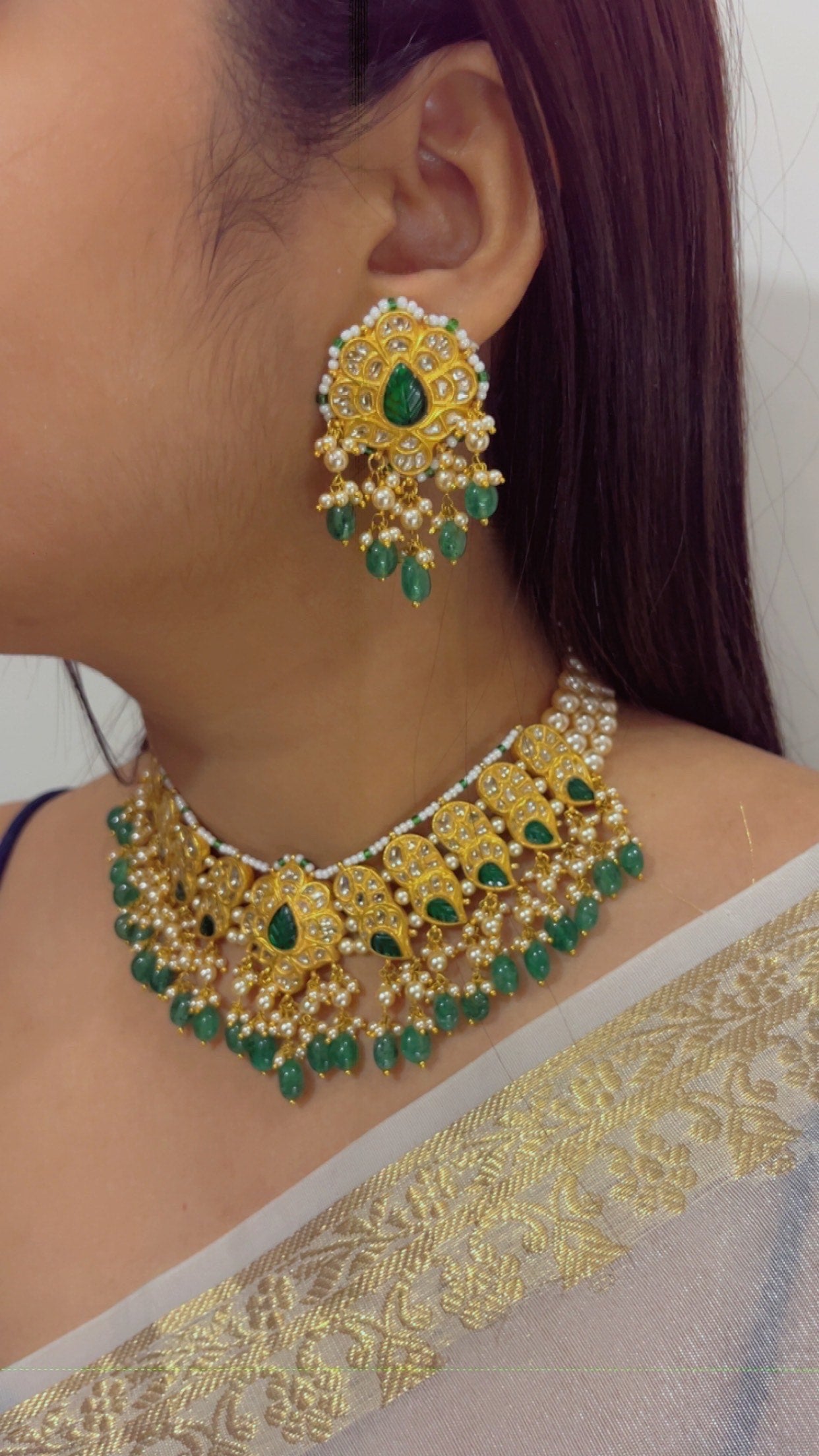 22K Gold Hallmarked Diamond Polki Green Choker Necklace Jewelry