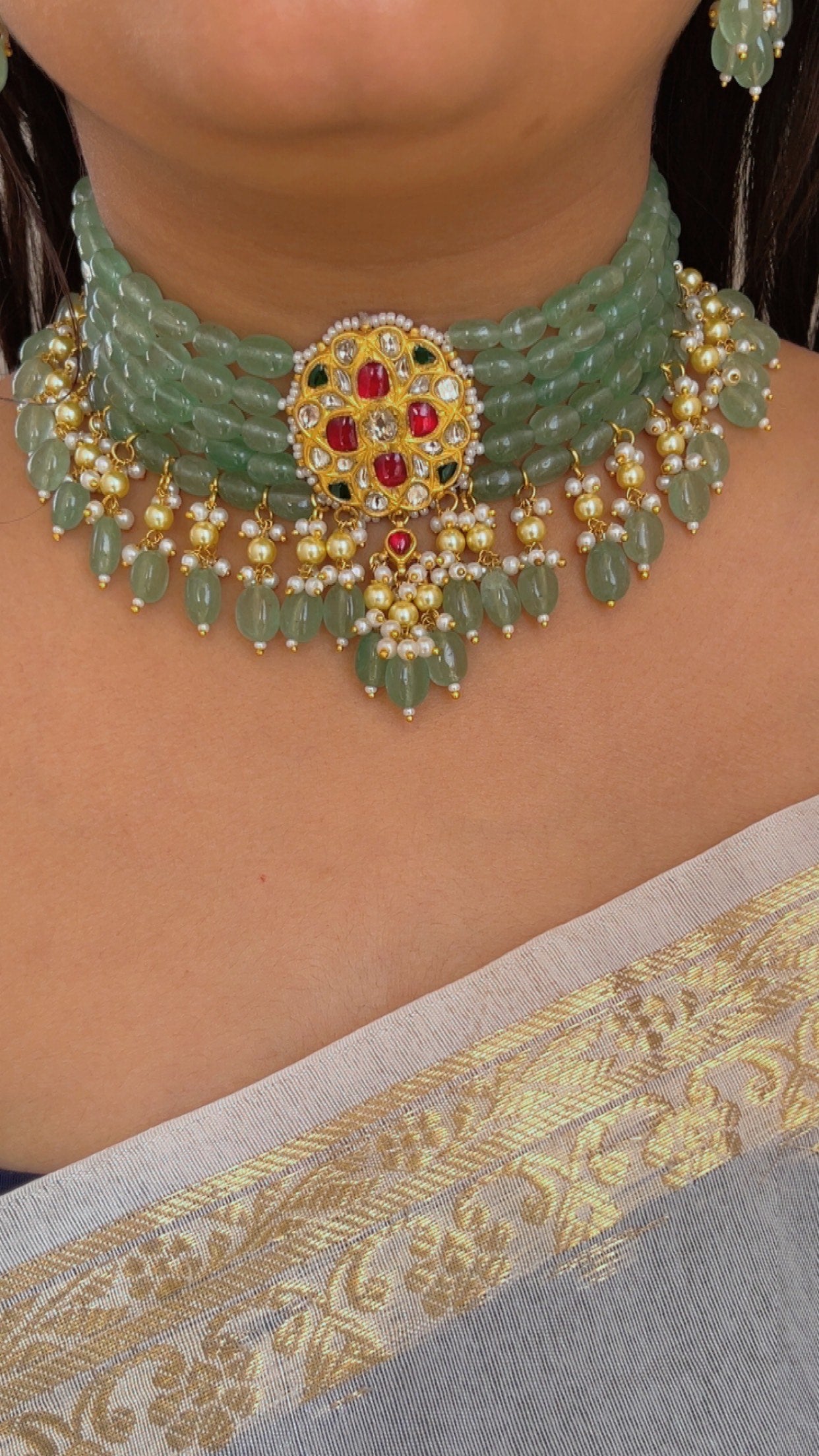 22K Gold Hallmarked Diamond Polki Green Choker Necklace Jewelry