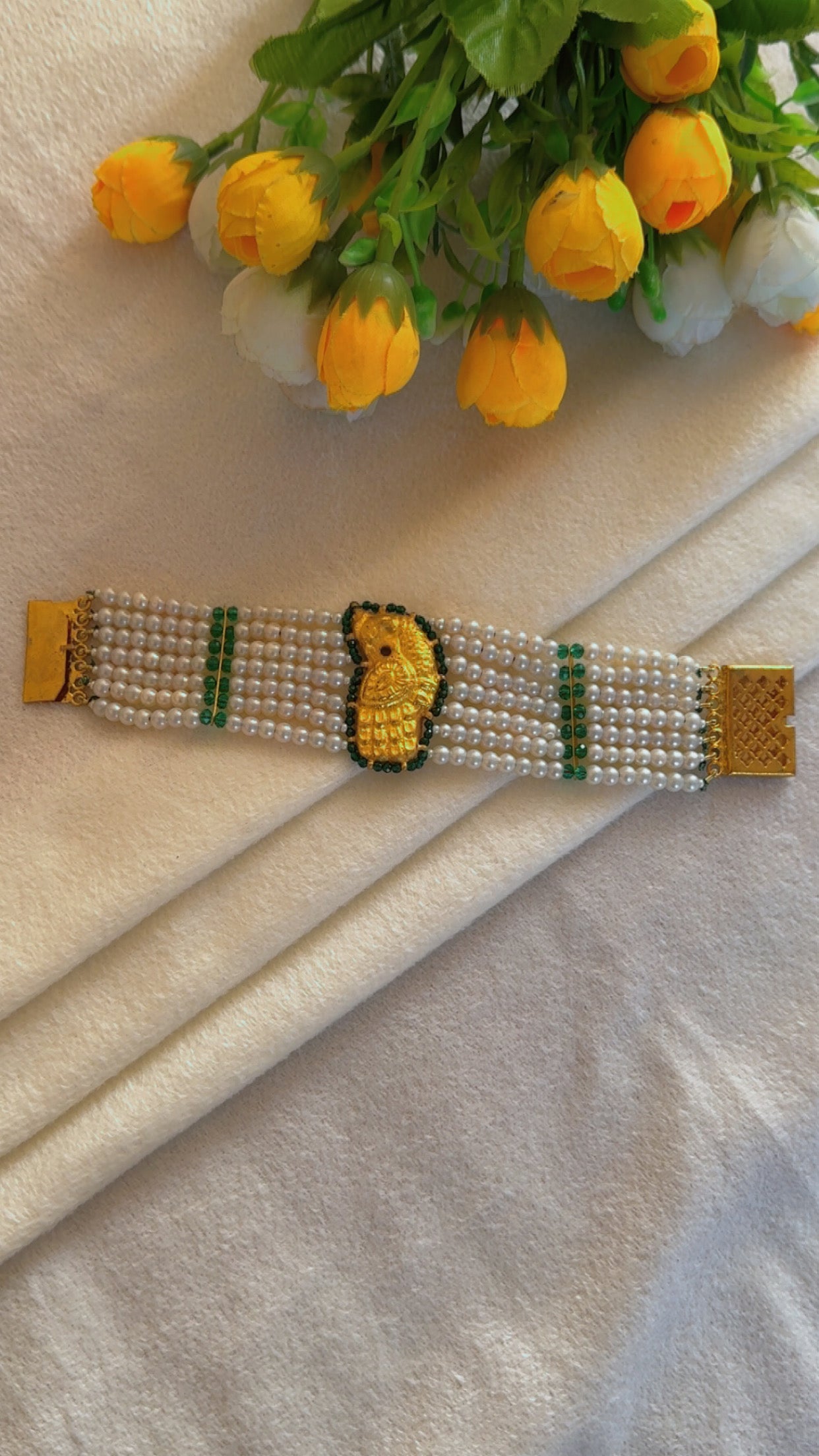 22 Karat Hallmarked Gold Bracelet Jewelry