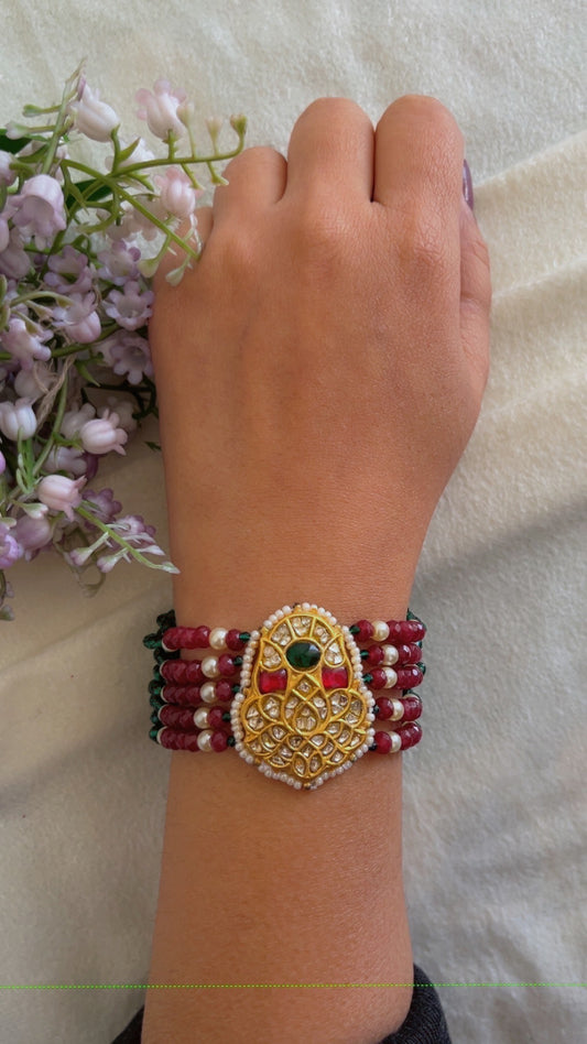 22 Karat Hallmarked Gold Bracelet Jewelry