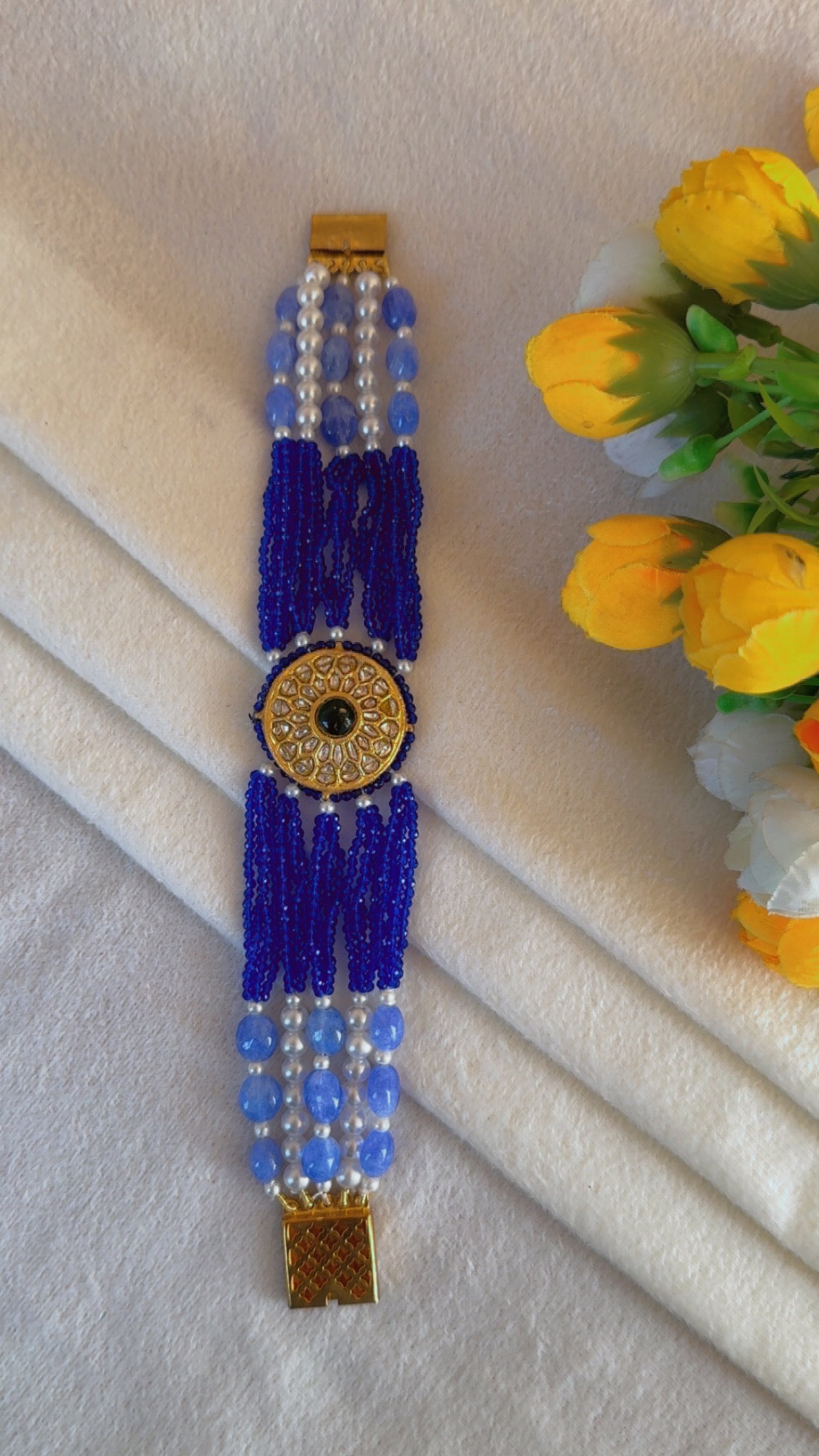 22 Karat Hallmarked Gold Bracelet Jewelry