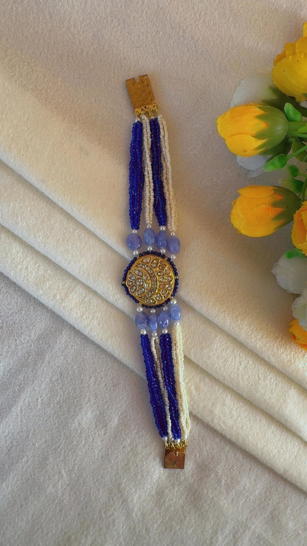 22 Karat Hallmarked Gold Bracelet Jewelry