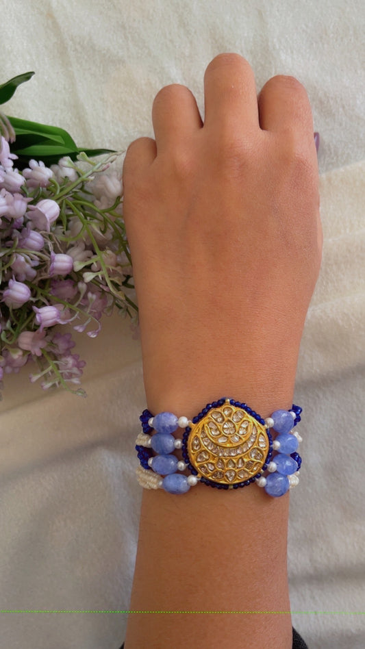 22 Karat Hallmarked Gold Bracelet Jewelry