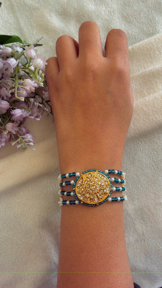 22 Karat Hallmarked Gold Bracelet Jewelry