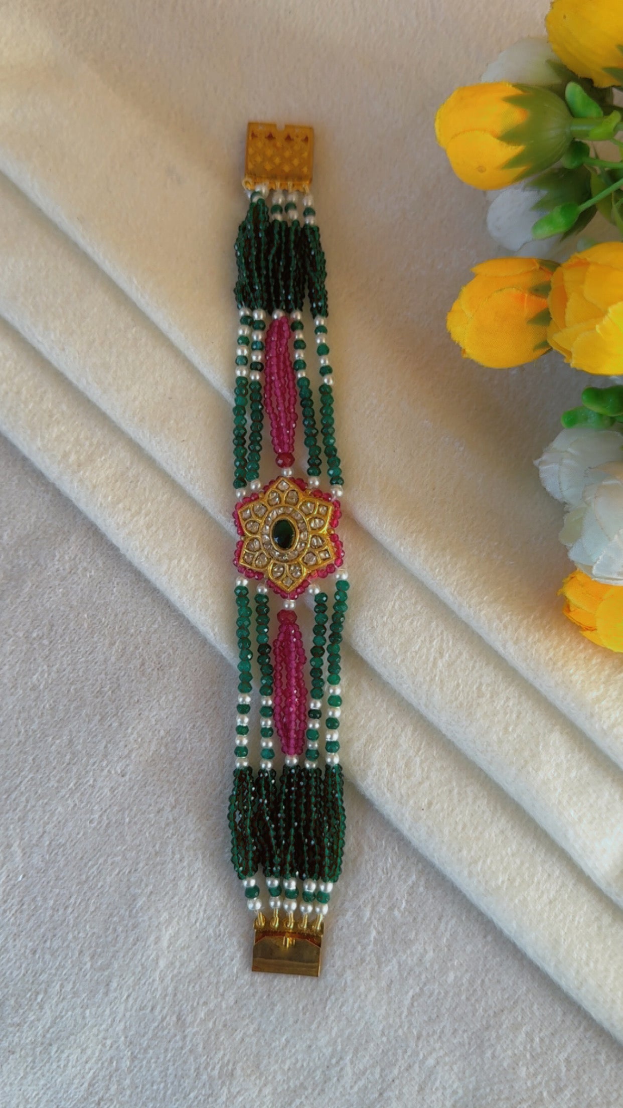 22 Karat Hallmarked Gold Bracelet Jewelry