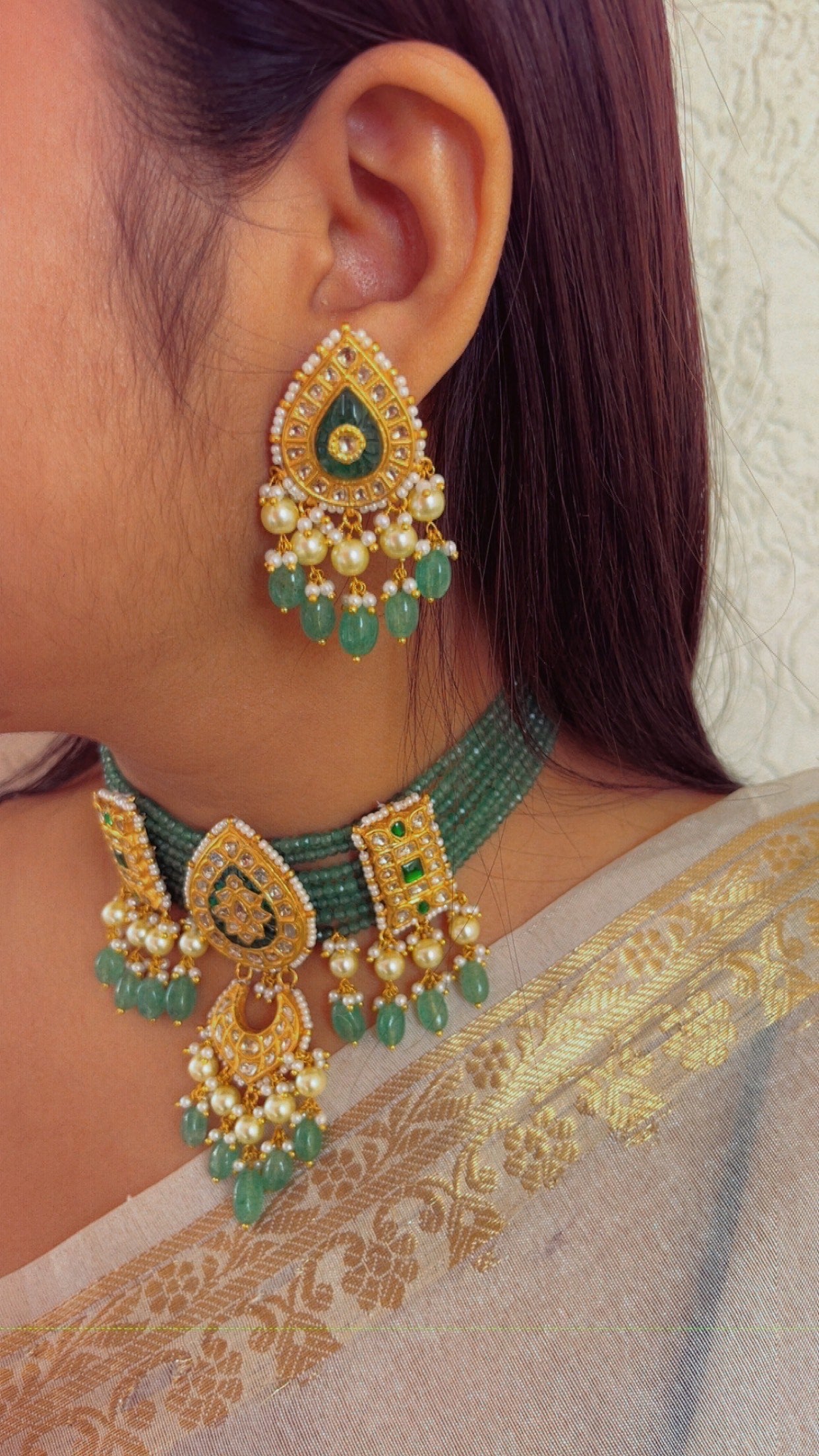 22K Gold Hallmarked Diamond Polki Green Choker Necklace Jewelry