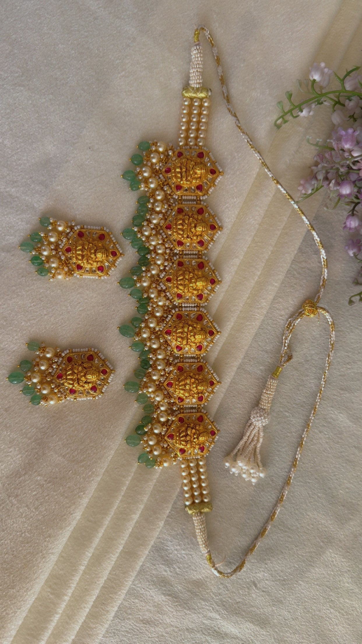 22K Gold Hallmarked Diamond Polki Lakshmi ji Choker Necklace Jewelry