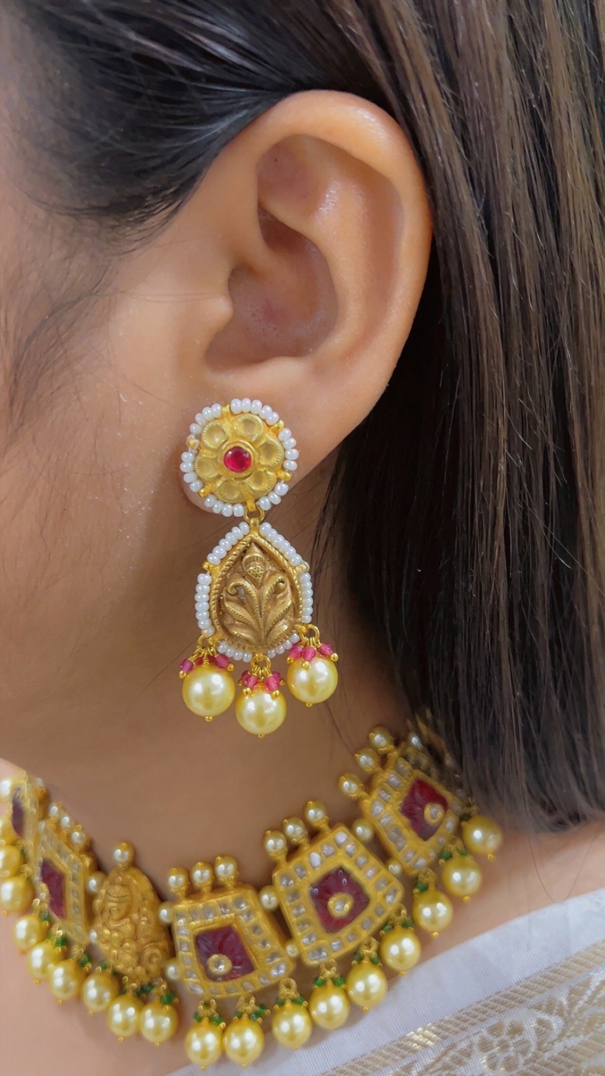 22K Gold Hallmarked Diamond Polki Lakshmi ji Necklace Jewelry