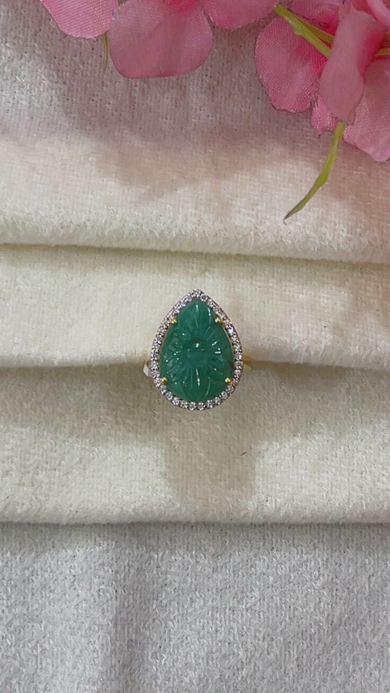 Designer 925 Silver Emerald Ring
