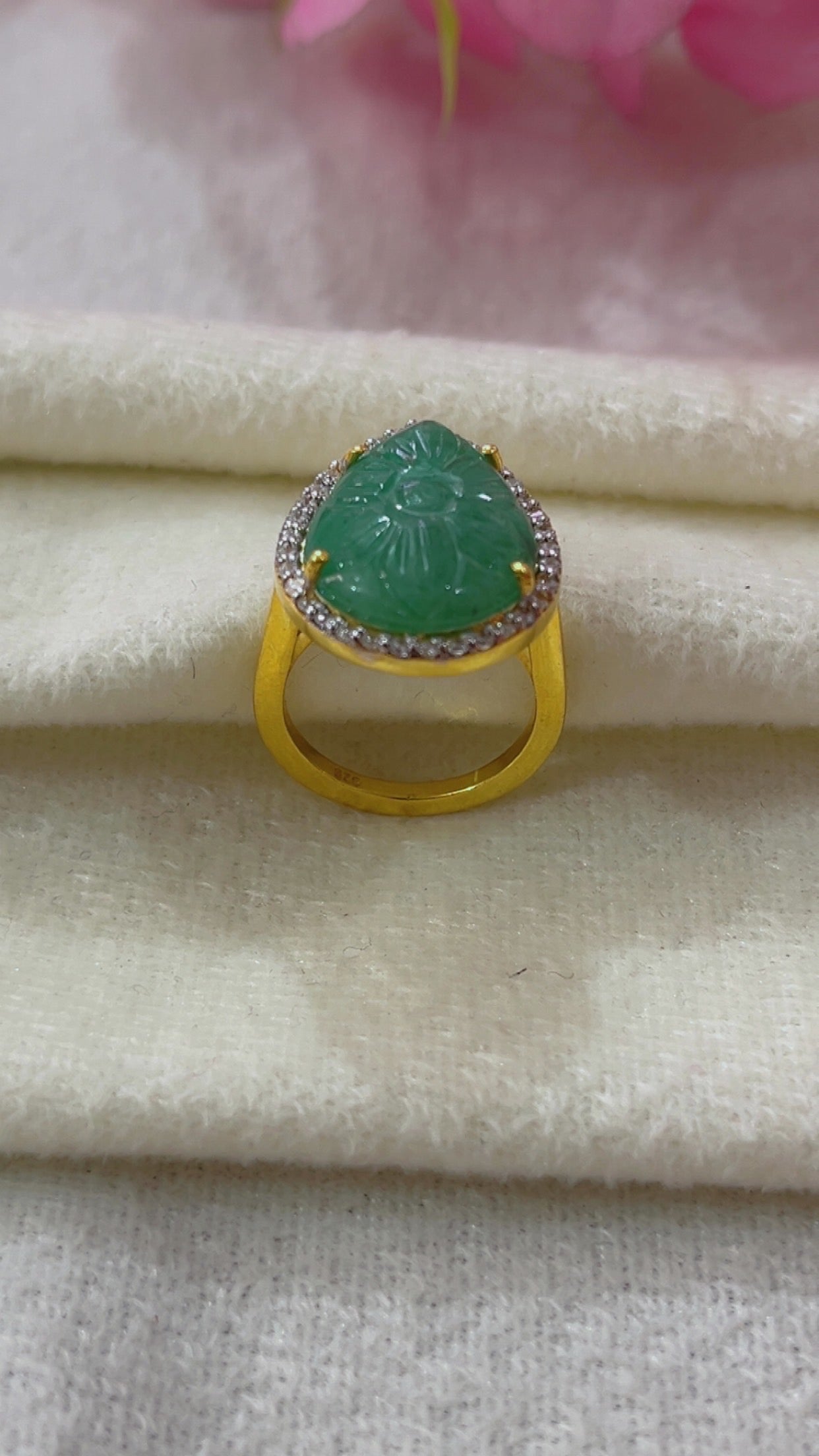 Designer 925 Silver Emerald Ring