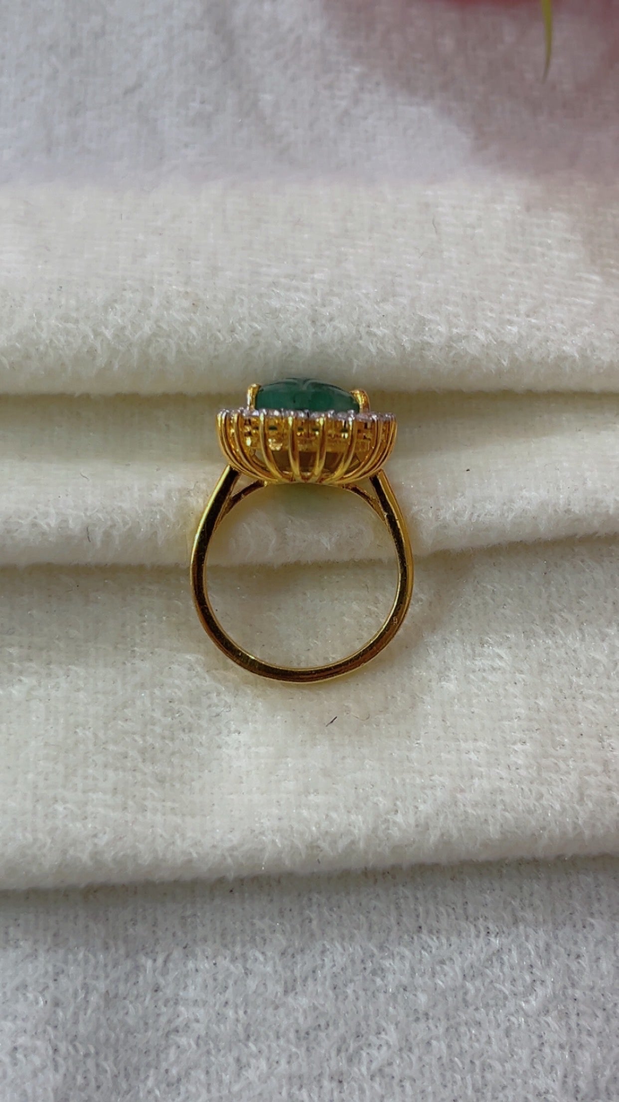 Designer 925 Silver Emerald Ring