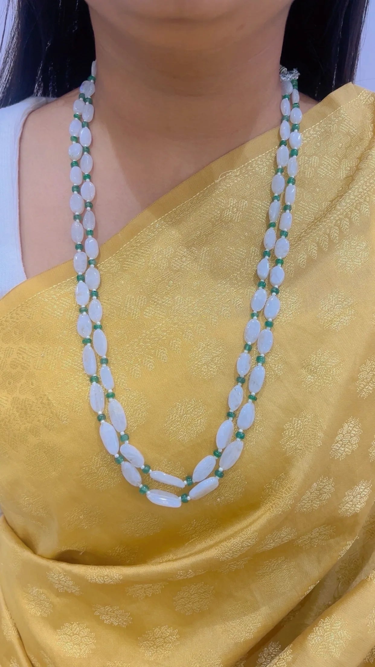 Natural White Rainbow Moonstone & Green Quartz Gemstone Beads Necklace Jewelry