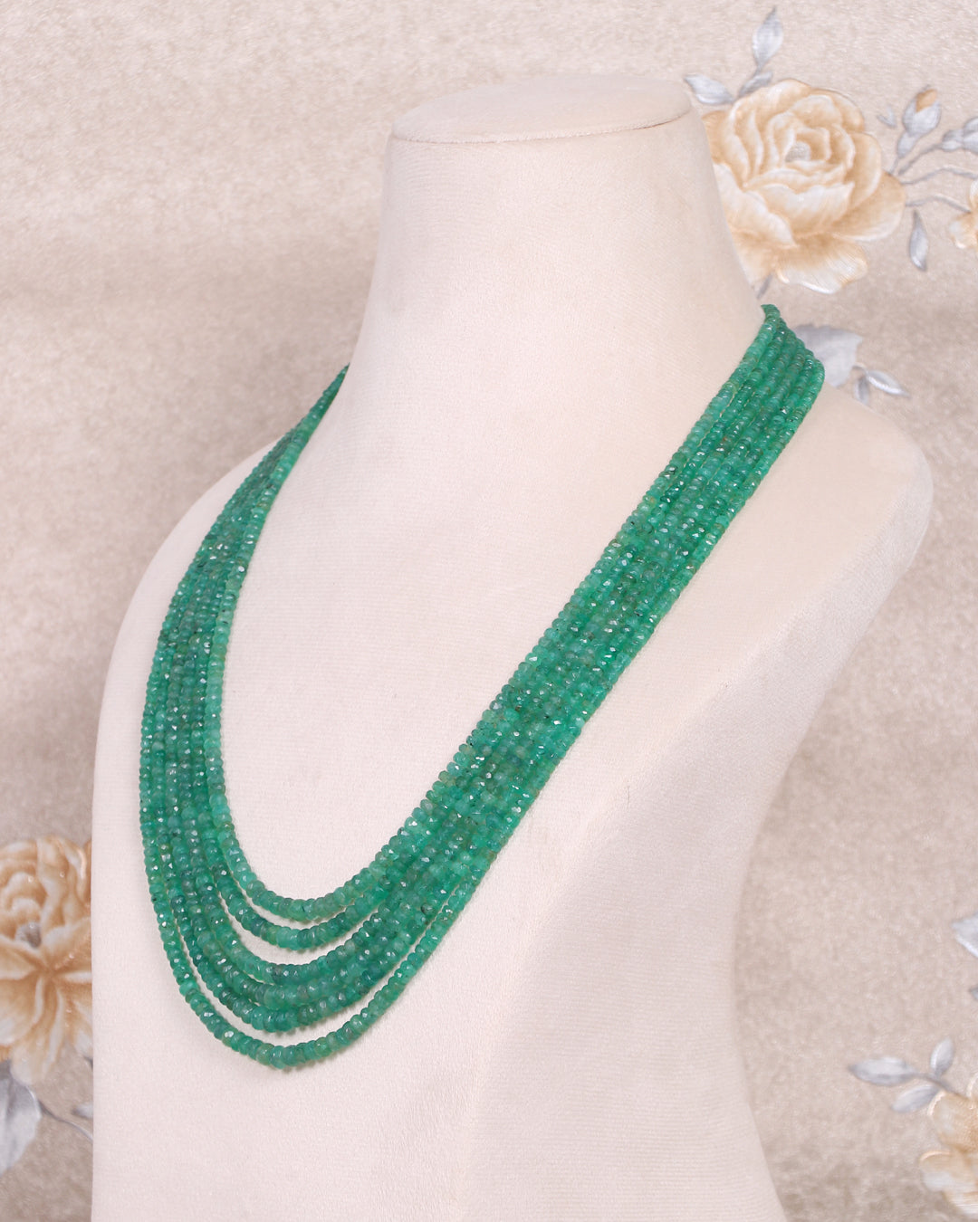 Natural Fine Quality Emerald Gemstone Beads Necklace Jewelry