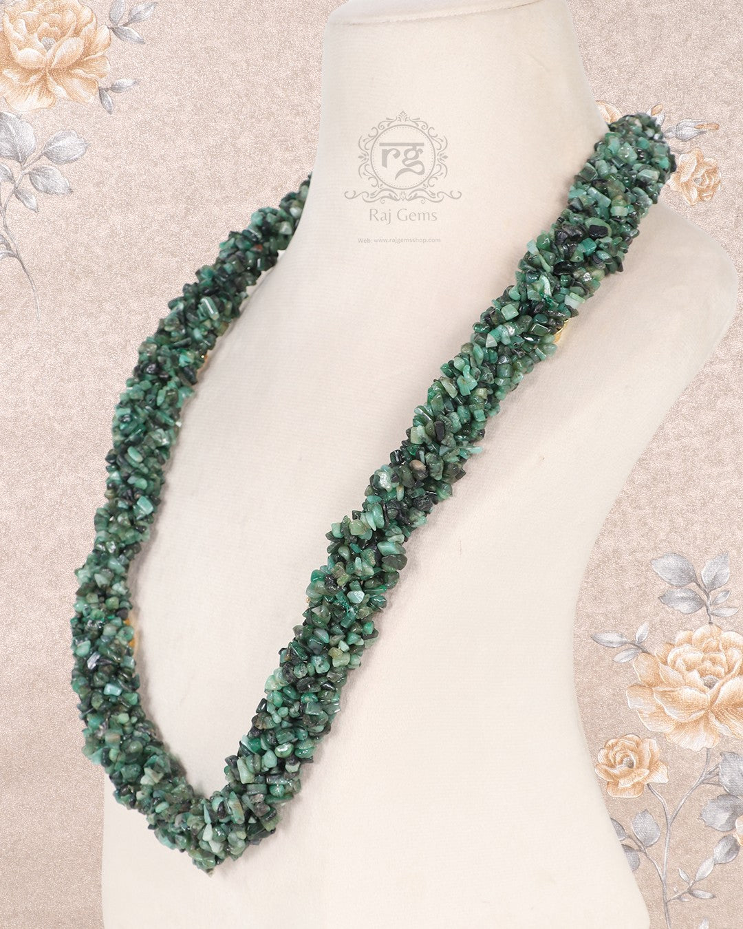 Natural Emerald Gemstone Necklace Jewelry