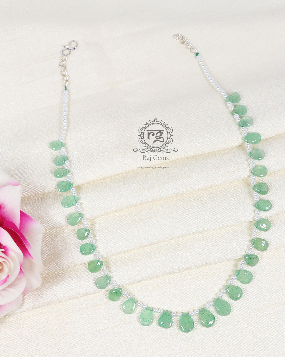 Natural Green Strawberry  Gemstone Pear Beaded Necklace