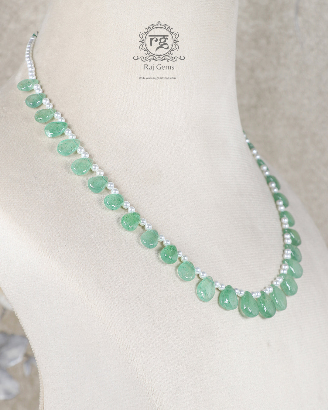 Natural Green Strawberry  Gemstone Pear Beaded Necklace
