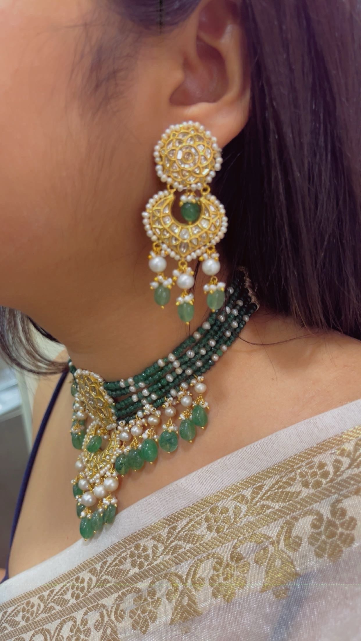 22K Gold Hallmarked Diamond Polki Green Choker Necklace Jewelry Set