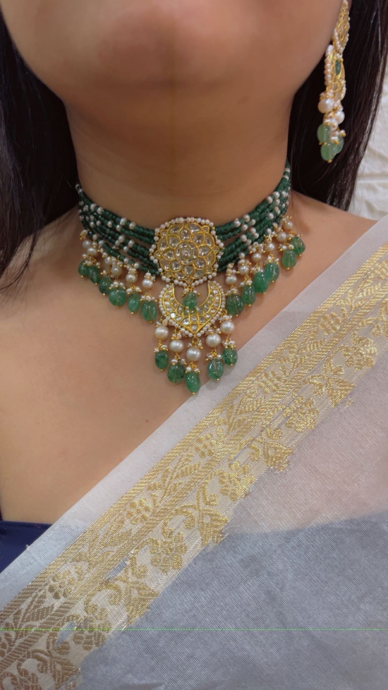 22K Gold Hallmarked Diamond Polki Green Choker Necklace Jewelry Set