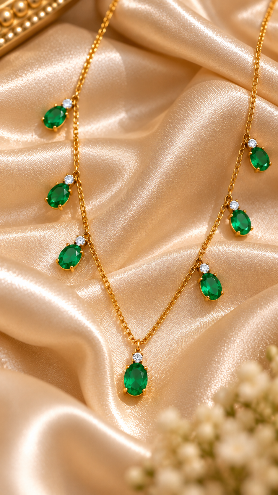 14K Gold Hallmarked With Natural Emerald Chain